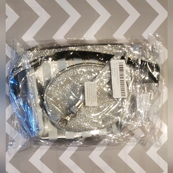 Travel Bag Set - Picture 2 of 3